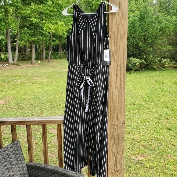 Pants Jumpsuit Suze 12 NWT Black White Pinstripes - Picture 2 of 8